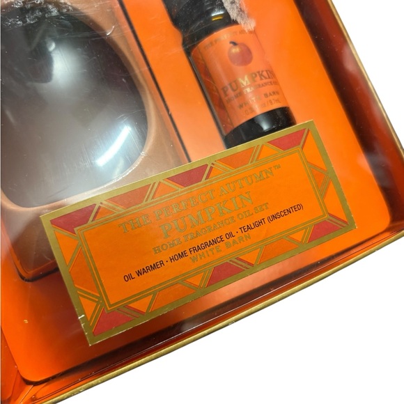 New White Barn THE PERFECT AUTUMN Pumpkin Fragrance Oil Set Tealight Warmer NOS - Picture 2 of 3